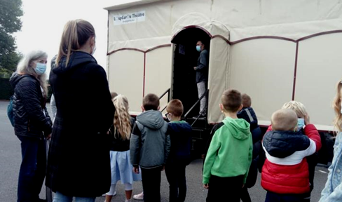 Le LoupGarou Théâtre à l’Ecole Saint-Exupéry